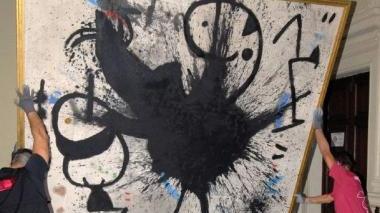 Il quadro di Mirò ora vola a Bruxelles