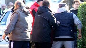 <b>TENSIONE. </b>Momenti caldi poco dopo il ritrovamento dell’uomo morto suicida