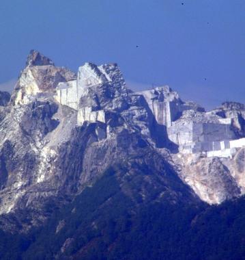 <b>MARMO.</b> Le cave sul Monte Altissimo 