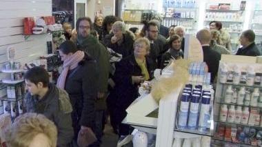 La farmacia inaugurata ieri