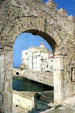 L’ingresso del carcere
