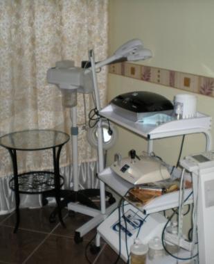 Le attrezzature sequestrate dai vigili 