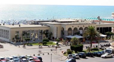 Centro congressi, vendita più vicina