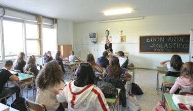 Scuola, bocciata la "meritocrazia" della Gelmini