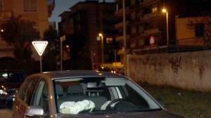 L’auto distrutta in via Goito
