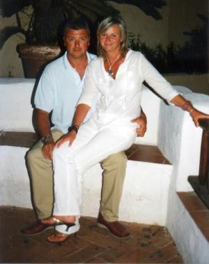  Marco e Annalisa hanno festeggiato 25 anni di matrimonio.