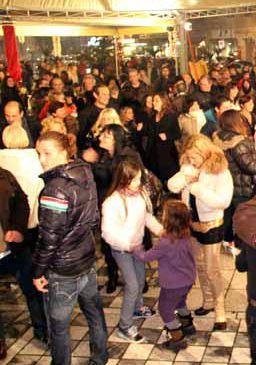 Un Capodanno in piazza Menconi 