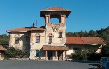 La vecchia stazione del trammino a Marina di Pisa 