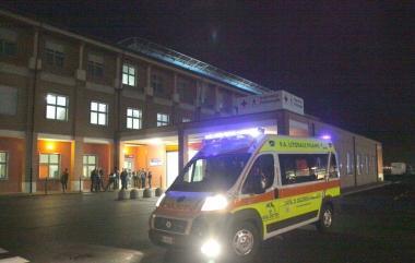 Unambulanza in arrivo al pronto soccorso 