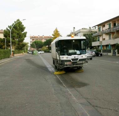 Cambia la pulizia delle strade servizio esteso a nuove zone variati anche alcuni orari