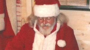 Un salto da Babbo Natale per avere la sua letterina