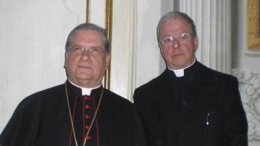 Il vescovo di San Miniato Fausto Tardelli con monsignor Carlo Ciattini