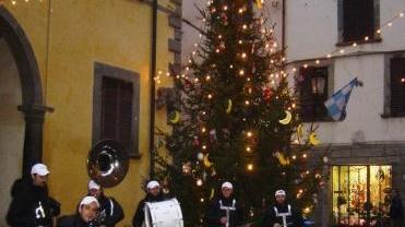 Le strade e le piazze a festa fanno da cornice agli eventi del Natale