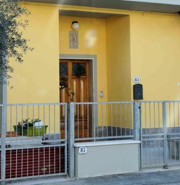 Lingresso di casa Lovisco 