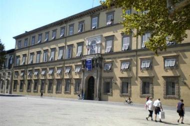 La facciata di Palazzo Ducale, sede della Provincia 