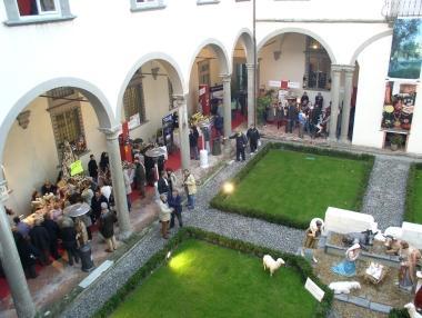Un momento della mostra-mercato Il Desco 