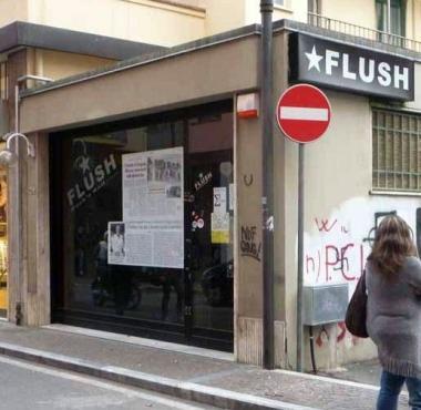 Il circolo Flush in via San Pietro   