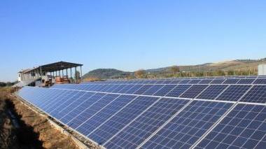 <b>L’IMPIANTO.</b> Con i pannelli fotovoltaici l’azienda produrrà 100 kW di energia pulita
