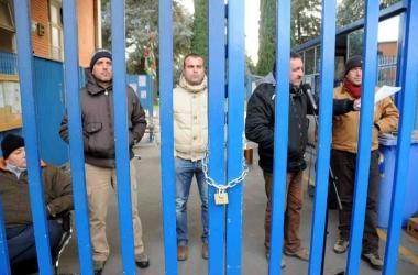 Gli operai della Eaton in sciopero della fame 