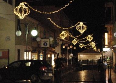 <b>ACCESE </b>Le luci di Natale 