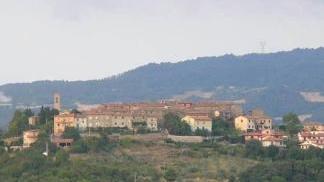 <b>IL BORGO </b>Una veduta di Lustignano