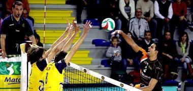 La Ngm in attacco con Noda    