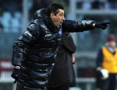 Alfredo Aglietti detta le indicazioni ai suoi 