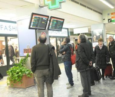 Passeggeri allaeroporto Galilei   