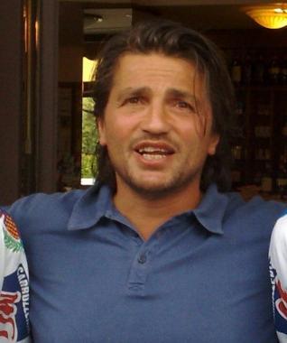 Il tecnico Enrico Bernardini dellMg Estra Hockey Prato 1954       