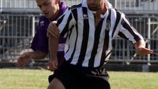 Andreoni: per il centrocampista bianconero si tenta il recupero in vista del big match contro la capolista Pistoiese