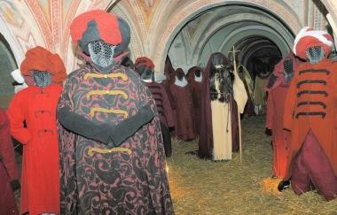 Torna il presepe vivente con i costumi storici della Fondazione Cerratelli