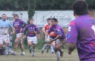 Ngawini in azione contro il Bayonne 