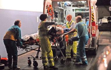 Unambulanza della Misericordia di Casalguidi al pronto soccorso 