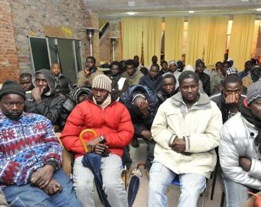 Una colletta per rimpatriare le salme cresce la mobilitazione per Sene e Sow