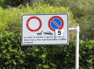 Sosta, fermata e multa assicurata