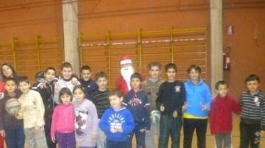<b> NATALE.</b> Un gruppo di partecipanti alla festa del Torretta Porto
