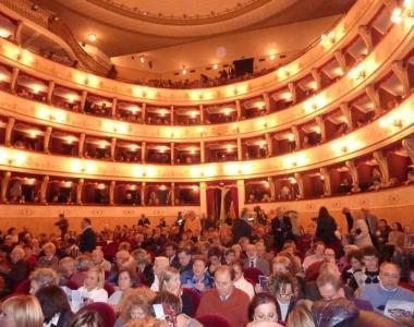 Con PassTeatri si può regalare cultura