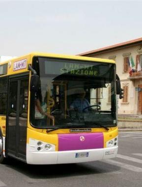 Una piccola rivoluzione dei costumi a Montemurlo Niente auto solo autobus 