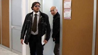 Federico Manotti E sopra, Dulvi Corcione