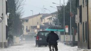 L’allagamento in via Vecchia Pratese, a Chiazzano