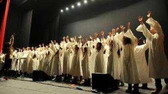 I Golden Gospel Choir si esibiranno stasera al Palaprato