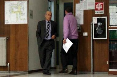 <b>IN TRIBUNALE.</b> Salvatore Iodice prima di entrare in aula 