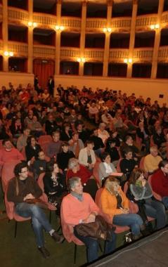 La platea del teatro Metastasio  