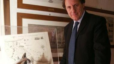 <b>PORT AUTHORITY.</b> Il presidente Roberto Piccini nel suo studio a Palazzo Rosciano