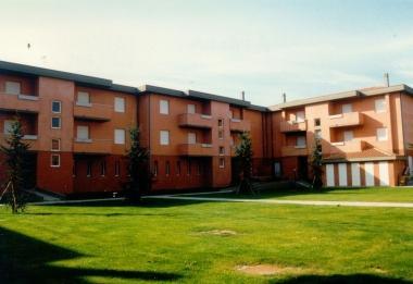 <b>CASE POPOLARI.</b> In alto linsediamento di via Bernini allAfrica      