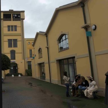 Alessandro Giari e unimmagine del Polo scientifico di Navacchio 