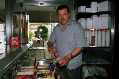 <b>IDEA.</b> Sopra, Roberto Vannozzi A destra, la Passeggiata 