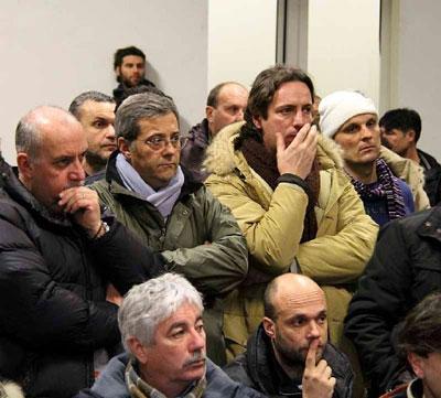 Natale in fabbrica per gli operai Eaton in lotta per il posto di lavoro