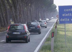 Ragazzo di 21 anni grave per un incidente sull'Aurelia
