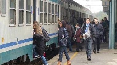 TRENI - ARRIVI E PARTENZE